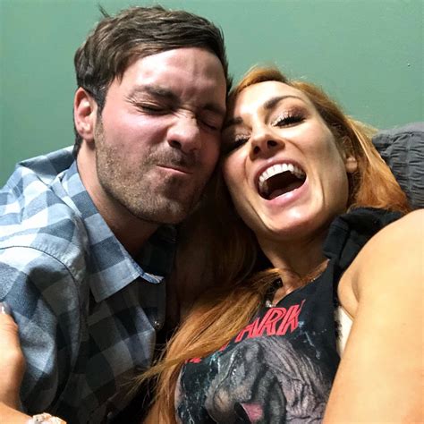 who is becky lynch dating right now